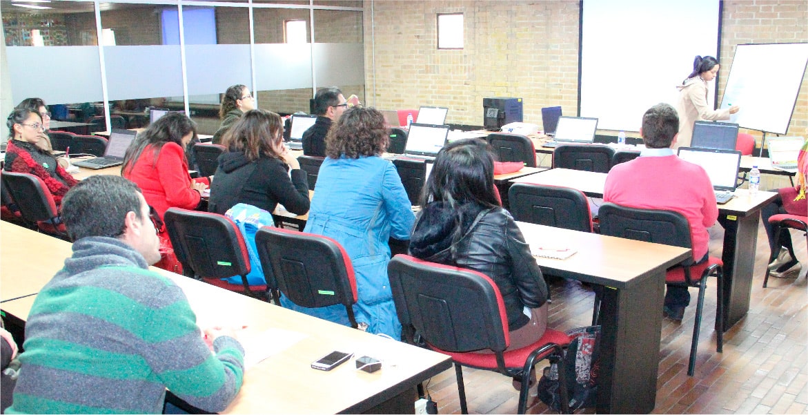 imagen decorativa: imagen del encuentro regional en la región andina