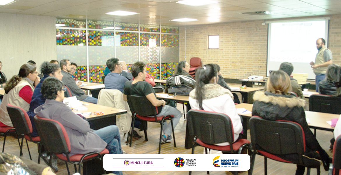 Capacitación sobre archivos fotográficos, fílmicos y audiovisuales en el AGN